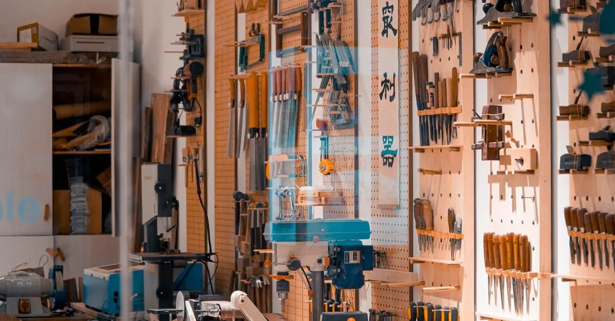 Comment créer un espace de bricolage optimisé chez soi