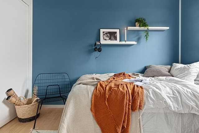 10 Astuces Bricolage Astucieux pour Optimiser Votre Rangement